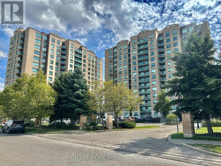 Property Photo:  11 Oneida Crescent 310  ON L4B 0A1 
