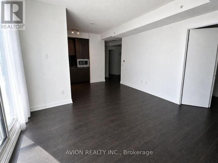 Property Photo:  125 Blue Jays Way 4011  ON M5V 0N5 