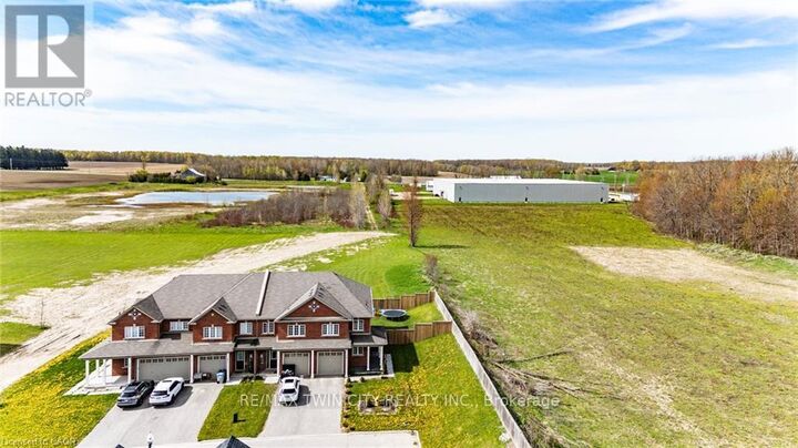 Property Photo:  518 Krotz Street West  ON N4W 0J4 