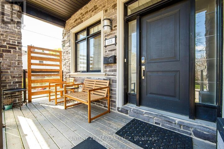 Property Photo: 118 Glebemount Avenue ON M4C 3S2