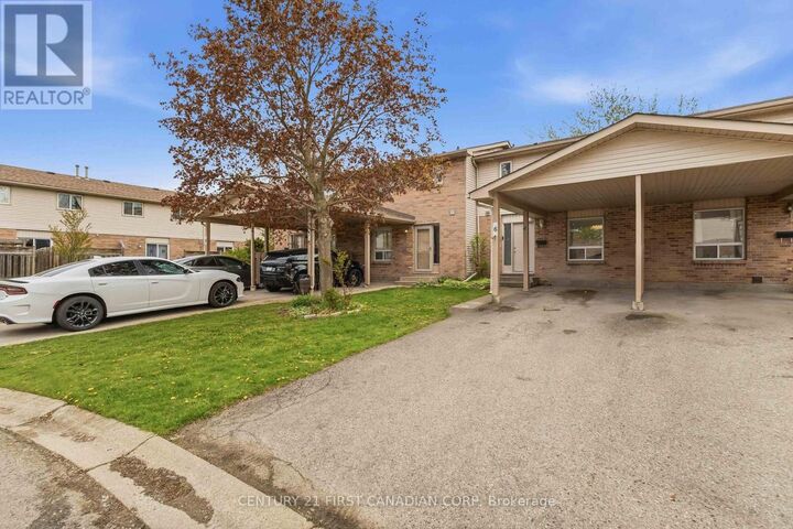 Property Photo: 720 Deveron Crescent 6 ON N5Z 4W6