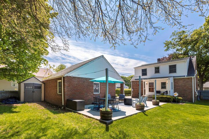 Property Photo:  821 Saint Clair Avenue  PA 16505 