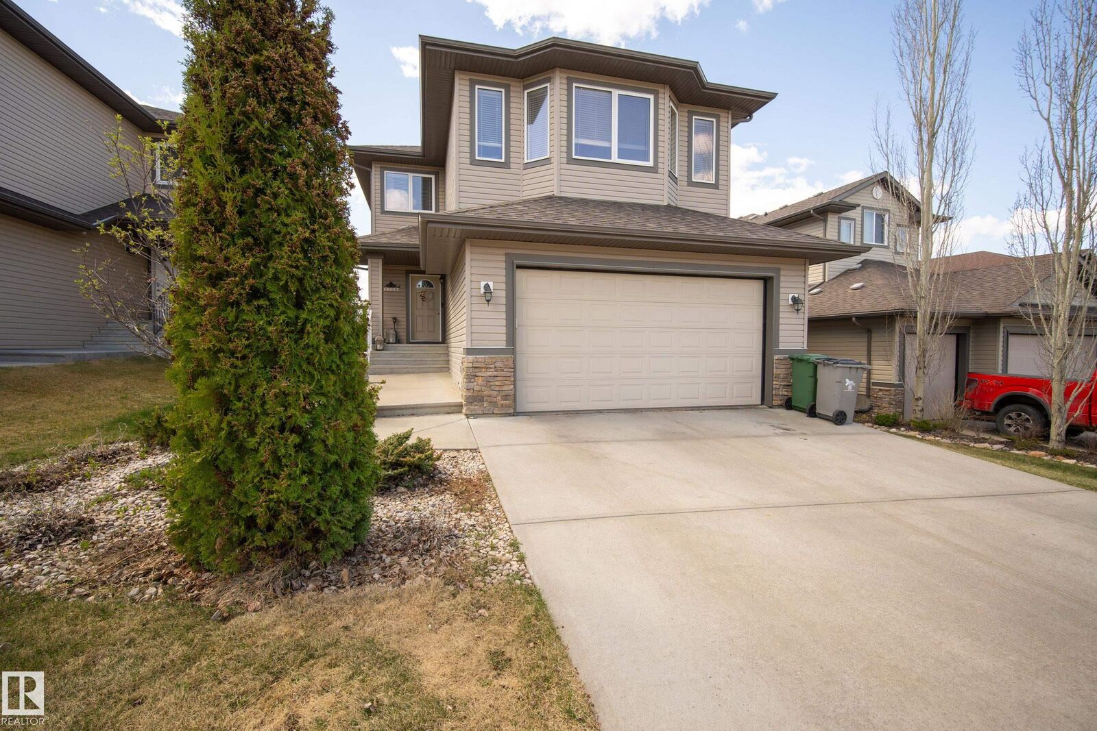 Property Photo:  5708 42 Street  AB T4R 0C2 