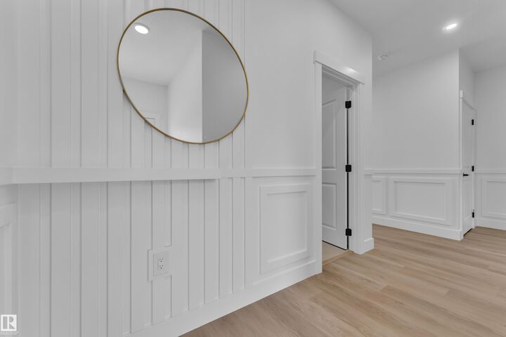 Property Photo:  3116 8 Avenue SW  AB T6X 3M6 