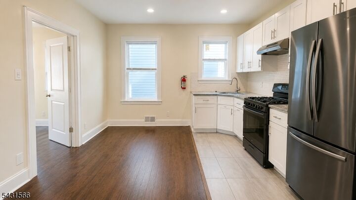 Property Photo:  53 Stockman Pl 1L  NJ 07111 