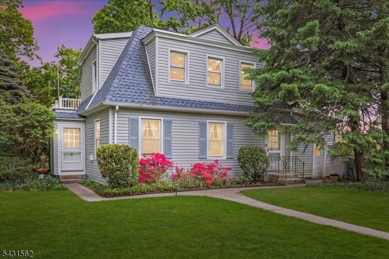 Property Photo:  159 Park St  NJ 07042 