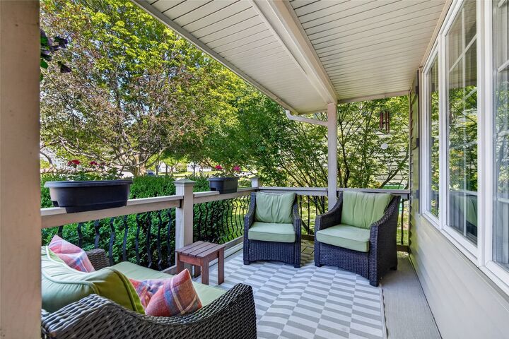 Property Photo:  1208 S 25th Court  IA 50265 