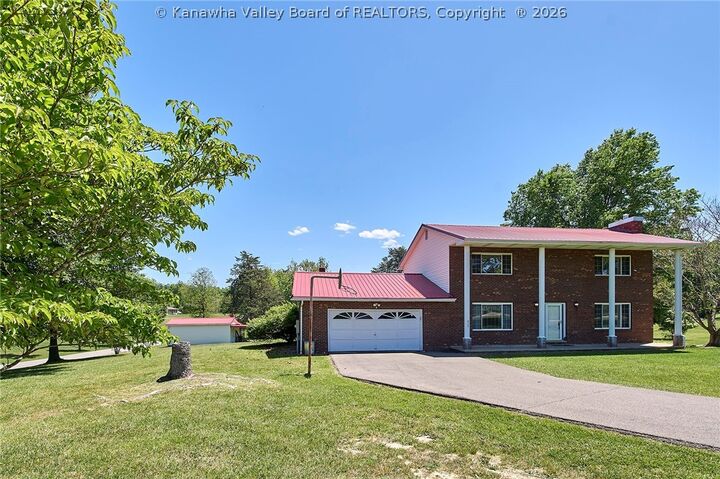 Property Photo: 2180 Cross Creek Road WV 25033