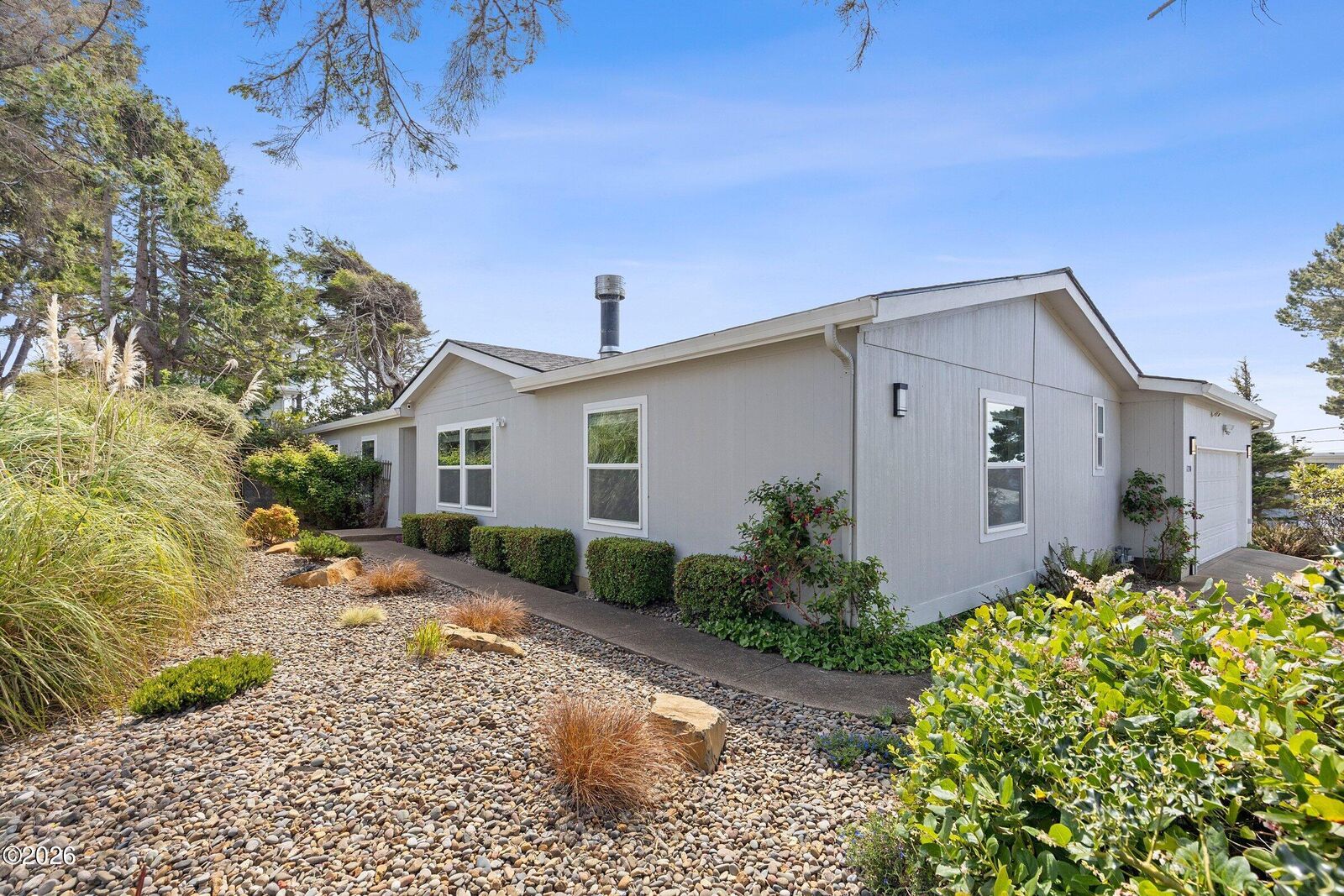Property Photo:  1730 NE 18th Street  OR 97367 