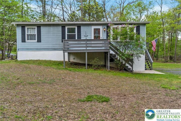 Property Photo:  1456 Brislin Road  PA 18360 