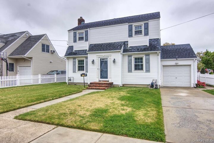 Property Photo:  37 Sheridan Street  NY 11580 