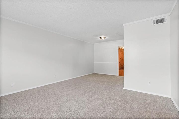 Property Photo:  527 Highland Woods Drive W  AL 36608 