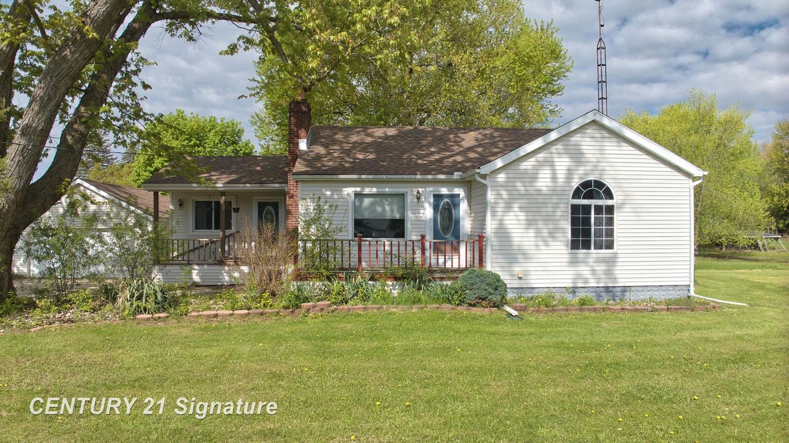 Property Photo:  10021 Clio Road  MI 48420 
