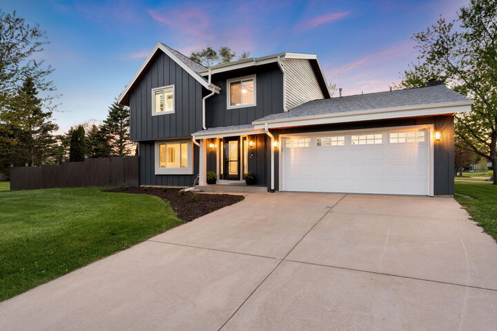 Property Photo: 10541 S McGraw Dr WI 53154