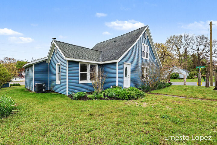 Property Photo: 1301 56th Street MI 49408
