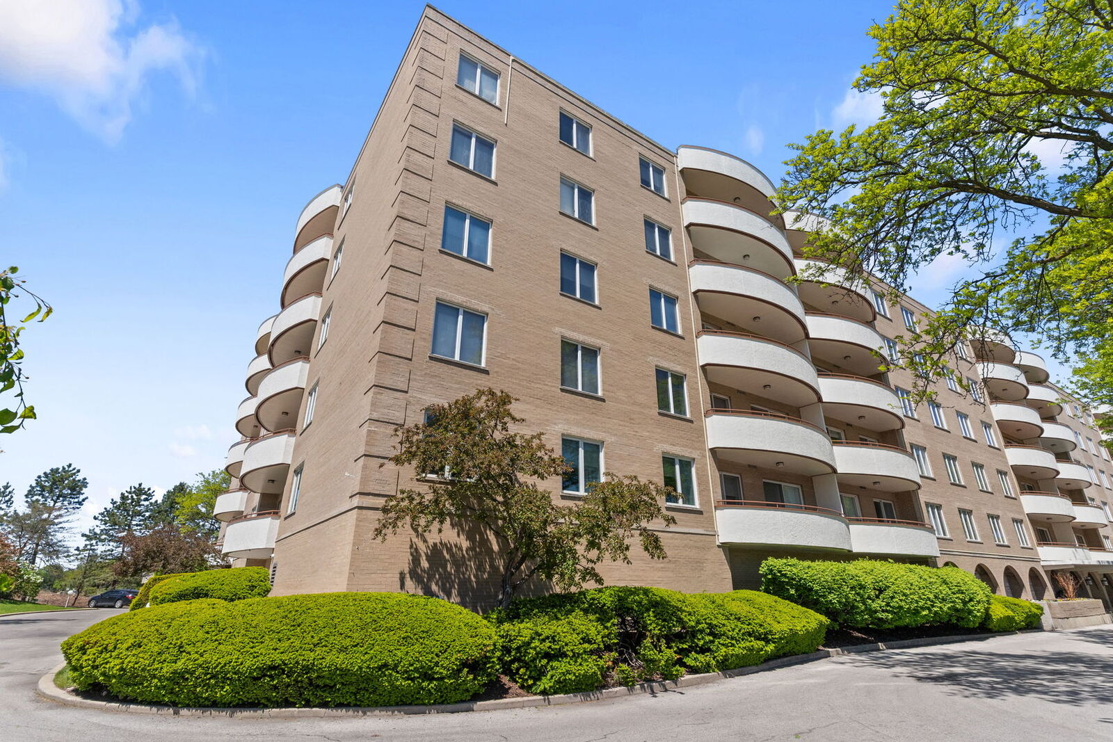 Property Photo:  6400 N Cicero Avenue 212  IL 60712 