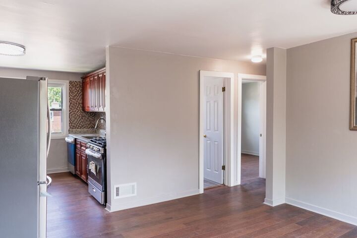 Property Photo:  3707 S Michigan Avenue 2  IL 60653 