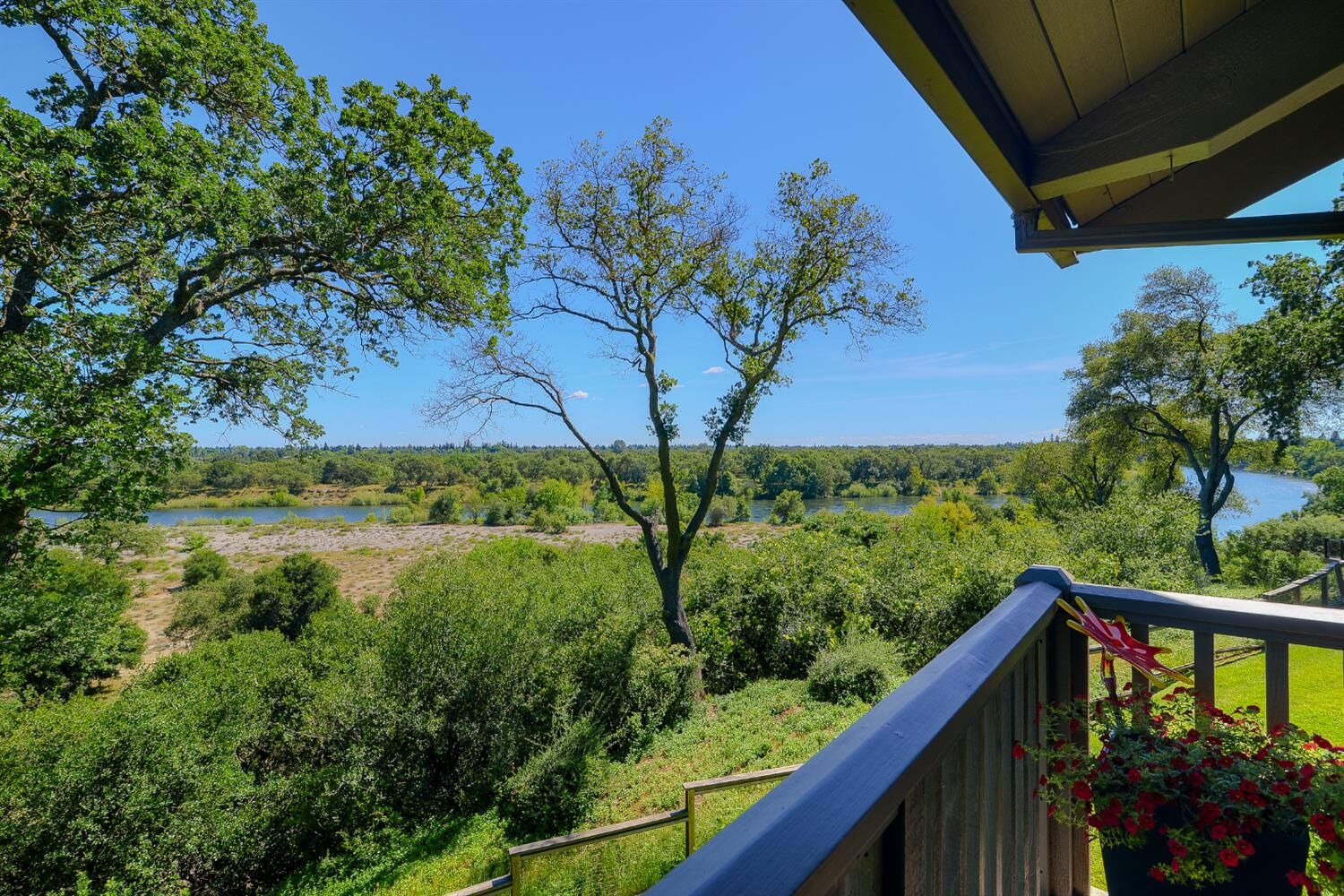 Property Photo:  26 River Bluff Lane  CA 95608 