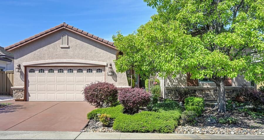 Property Photo:  545 Porter Court  CA 95630 