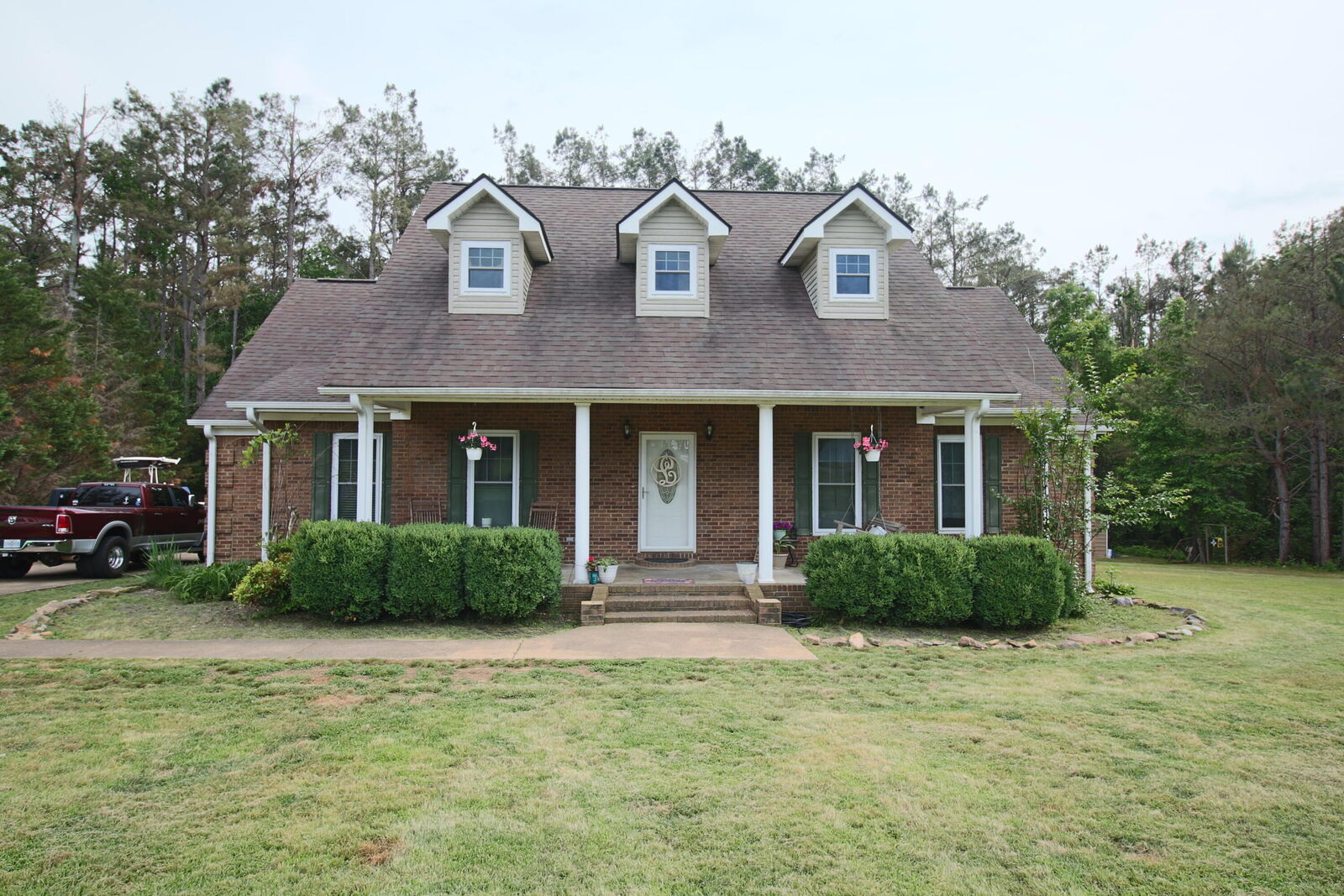 Property Photo:  13 County Road 474  MS 38852 