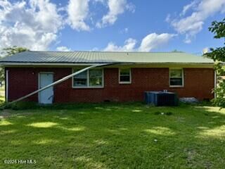 Property Photo: 6 Cornell Drive NC 28546