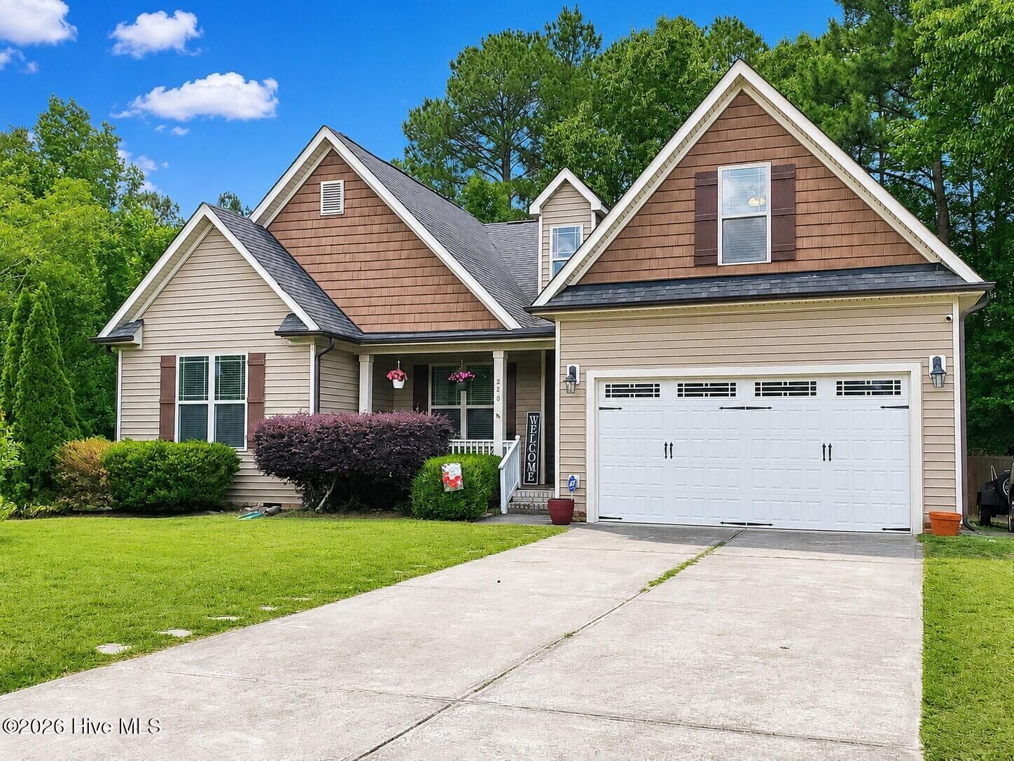 Property Photo:  220 Water Oak Way  NC 27549 