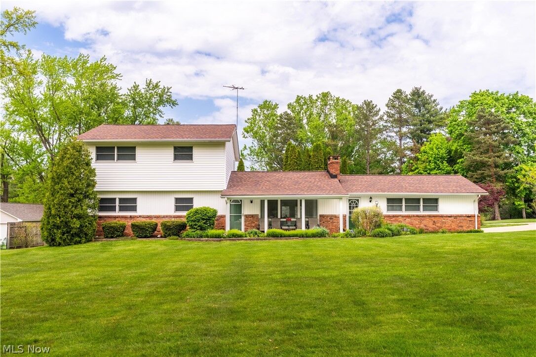 Property Photo:  10548 Briar Hill Drive  OH 44094 