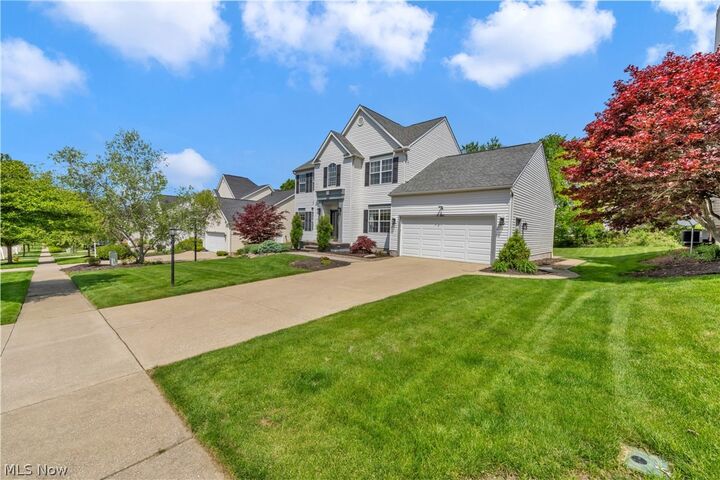 Property Photo:  386 Weatherstone Drive  OH 44281 