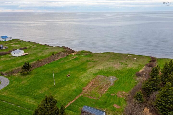 Property Photo:  70 Island View Lane  NS B0K 1L0 