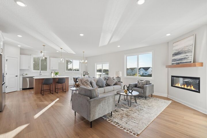 Property Photo: 1727 Spruce Street MN 55024