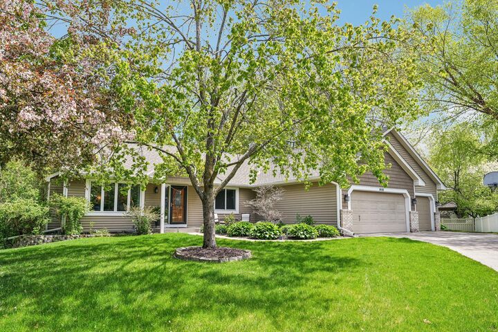 Property Photo:  1410 Appaloosa Trail  MN 55122 