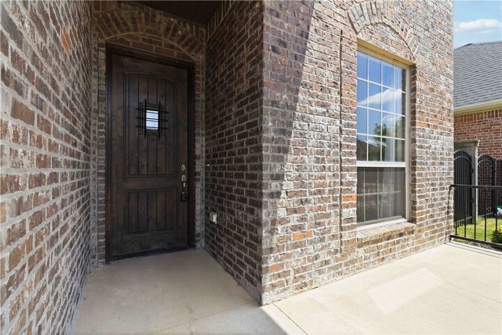 Property Photo:  4503 SW Birmingham Street  AR 72713 