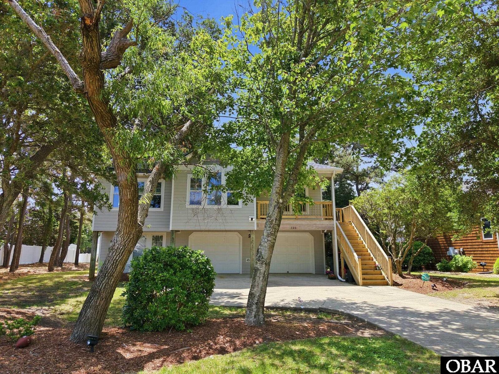 Property Photo:  125 W Oak Knoll Drive  NC 27959 