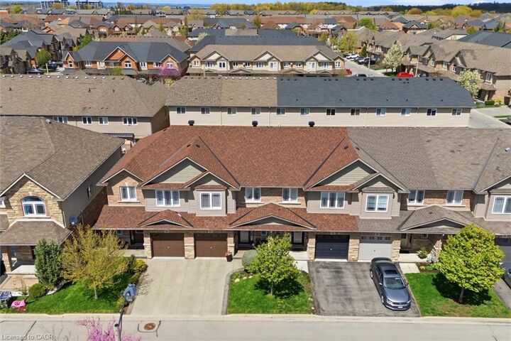 84 Periwinkle Drive — photo 1