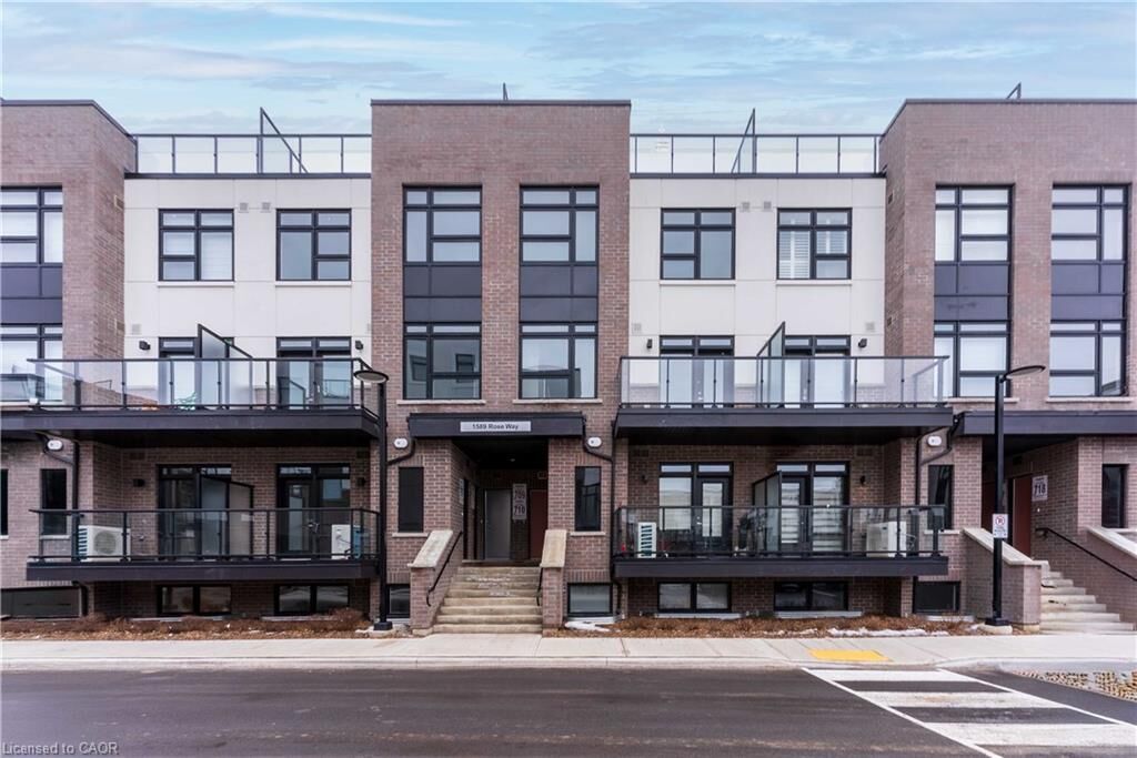 Property Photo:  1589 Roseway  ON L9E 1N4 