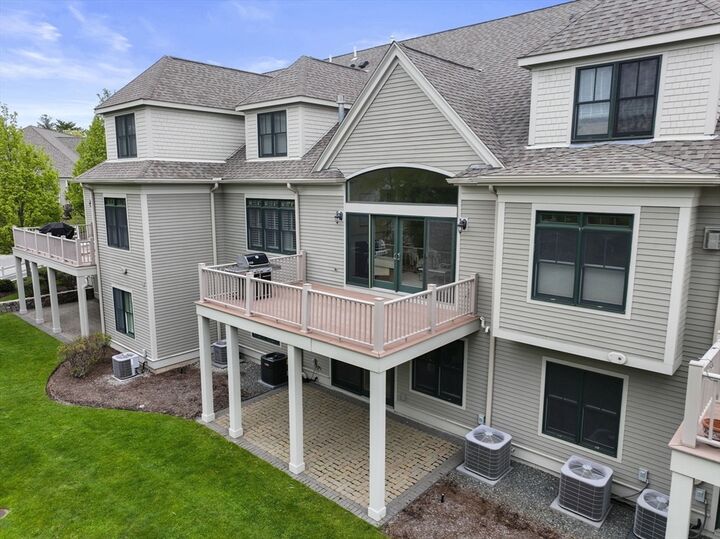 Property Photo:  3 Meadows Lane 3  MA 02478 