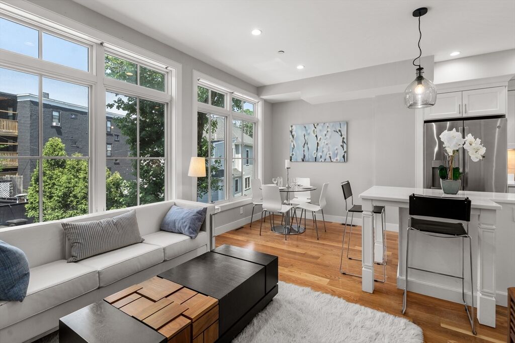 Property Photo:  145 Stoughton St 4  MA 02125 