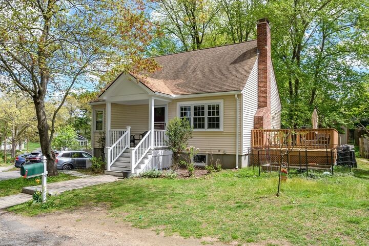 Property Photo: 9 Lotus Path MA 01760