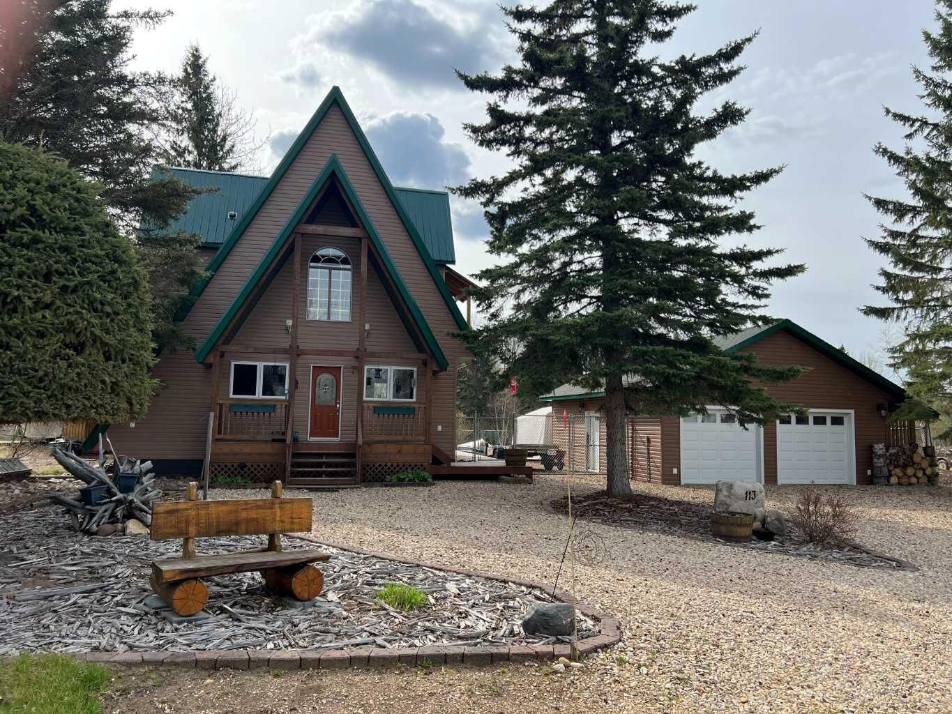 Property Photo:  113 Herb Crescent  AB T0G 2A0 