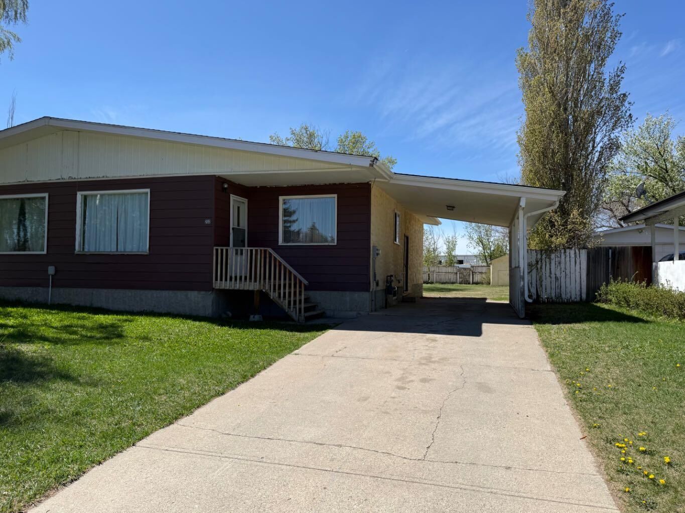 Property Photo:  232 Rubie Crescent  AB T0L 1S0 