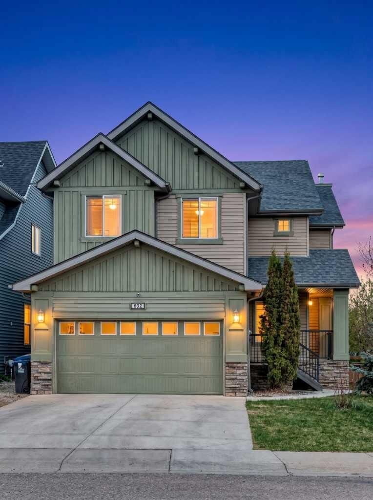 Property Photo:  832 Coopers Square SW  AB T4B 0G5 