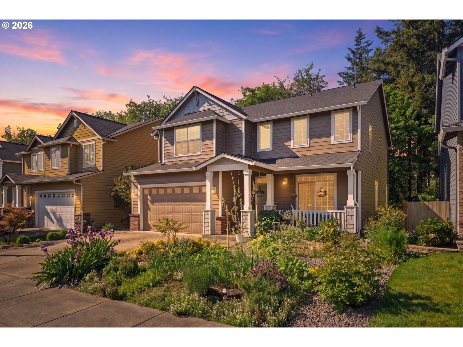 Property Photo:  102 NE 153rd St  WA 98685 