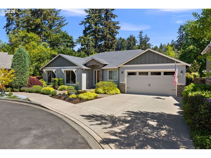 Property Photo:  2592 N P Cir  WA 98671 