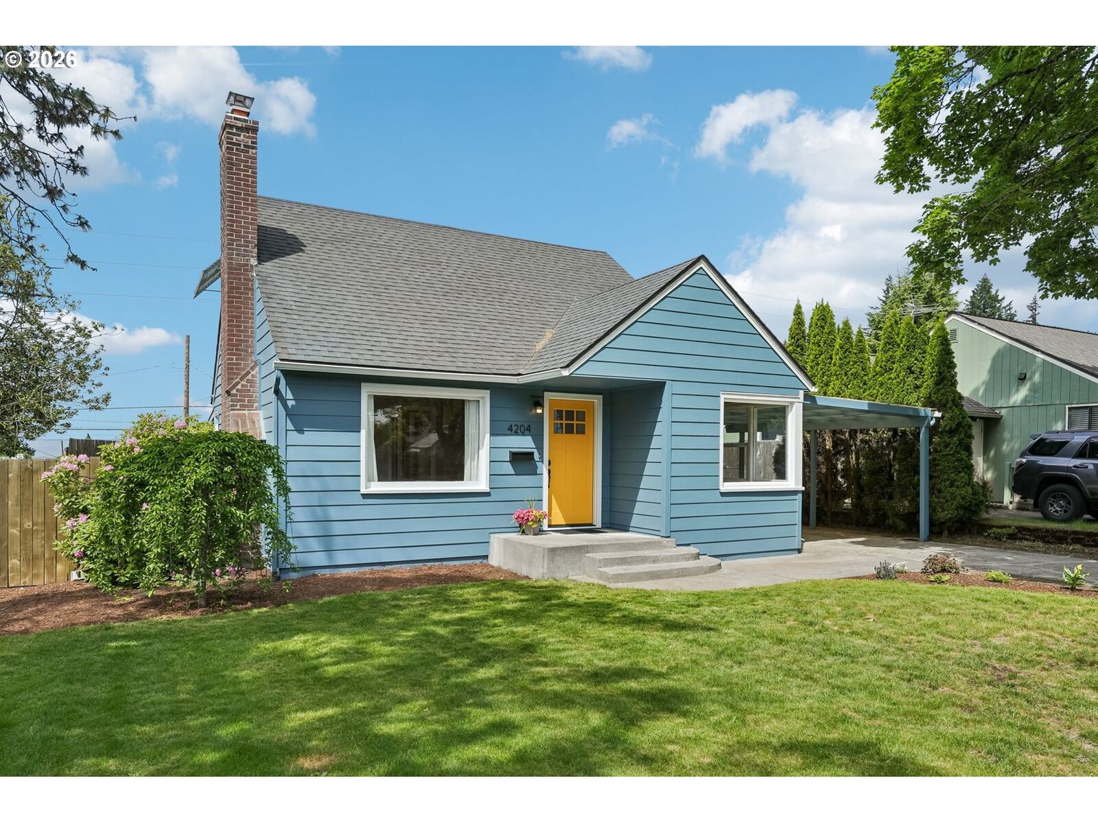 Property Photo: 4204 NW Fir St WA 98660