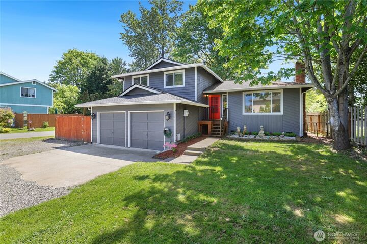 Property Photo: 21871 SE 267th Street WA 98038