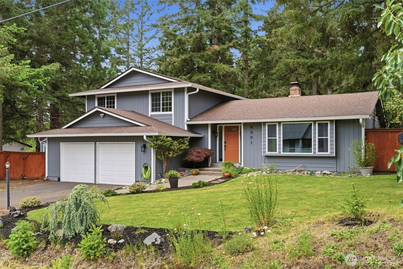 Property Photo:  4001  55th Street Ct NW  WA 98335 