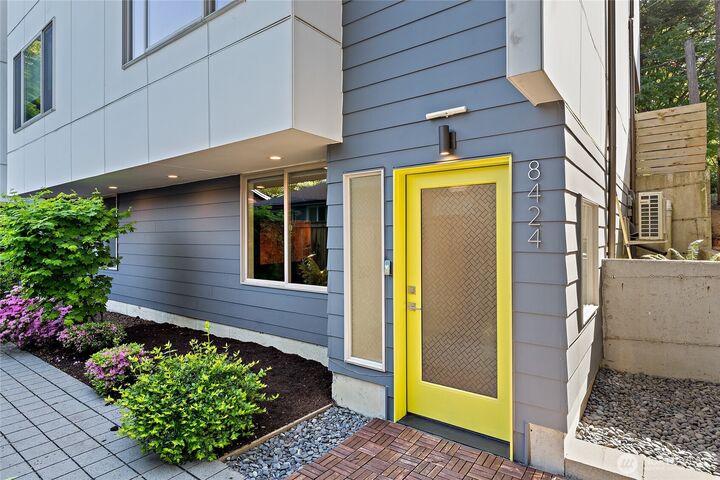 Property Photo:  8424  24th Avenue SW  WA 98106 