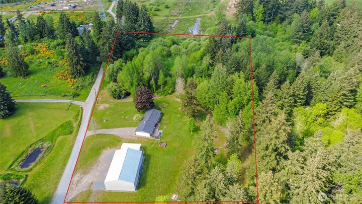Property Photo: 33109 78th Avenue S WA 98580