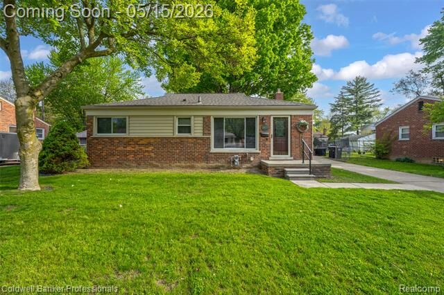 Property Photo:  30650 Minton Street  MI 48150 