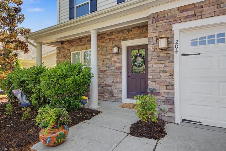 Property Photo:  204 Christopher Ln  VA 23185 